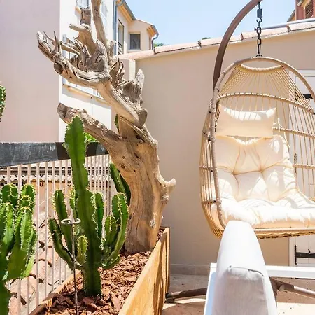 Ile De Porquerolles, Kermarc, Lumineux Avec Grande Terrasse