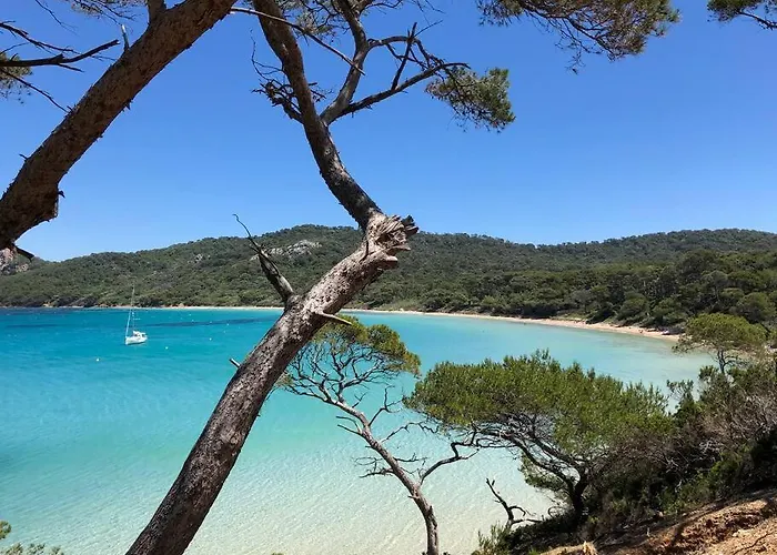 Apartment Ile De Porquerolles, Kermarc, Lumineux Avec Grande Terrasse