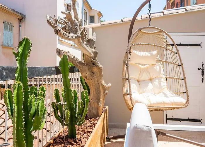 Ile De Porquerolles, Kermarc, Lumineux Avec Grande Terrasse